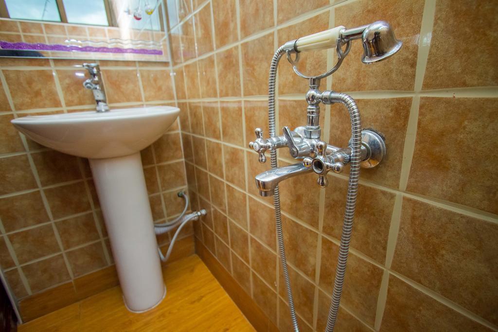 קמפאלה Sal'S Boutique Hotel מראה חיצוני תמונה
